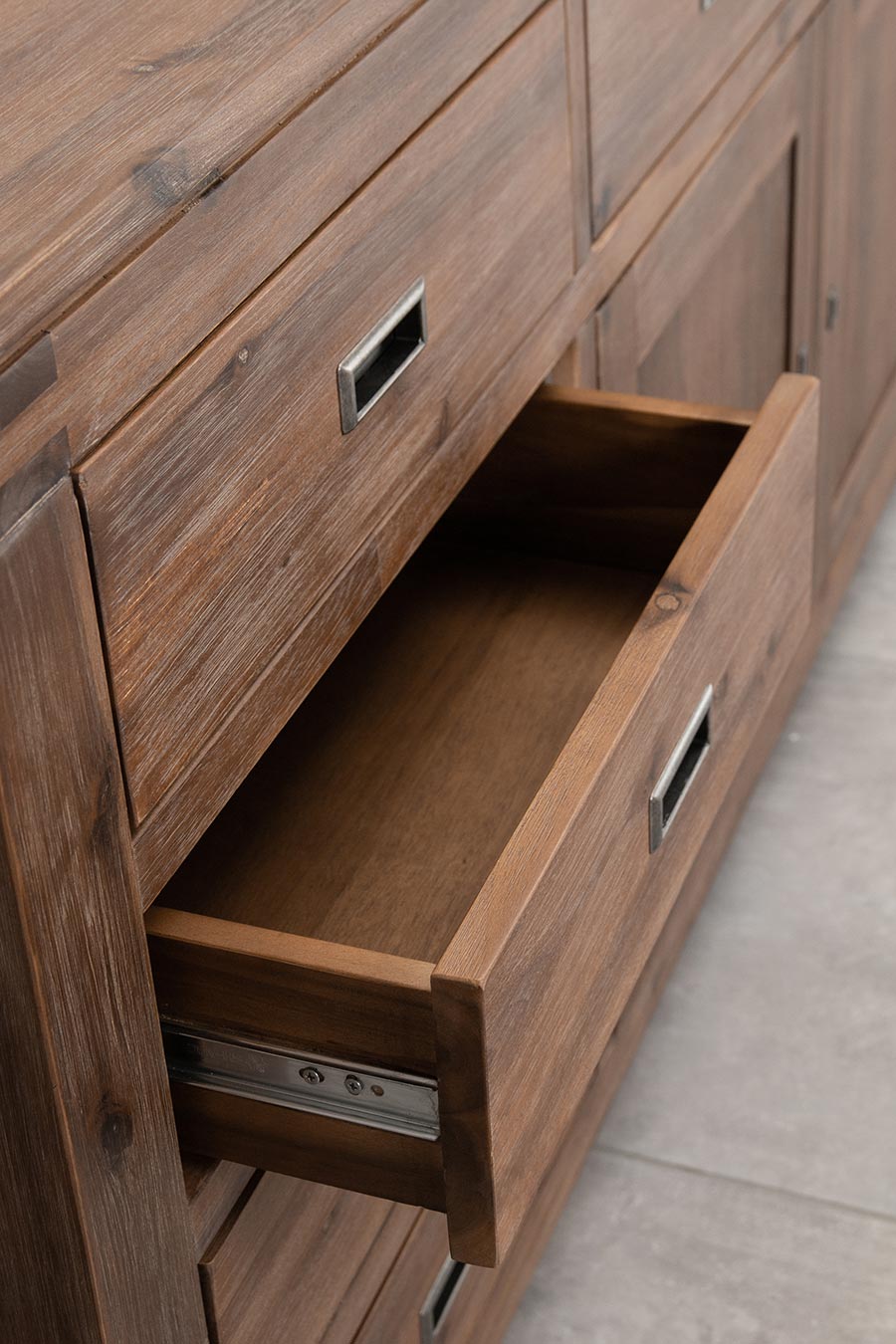 Díva-F-4 Carmen solid wood chest of drawers - Image 7