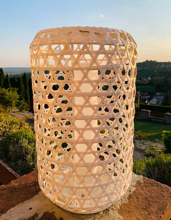 IMG_8910 Prémium Műrattan Kültéri LED Lámpa L Bahama fehér - Image 10