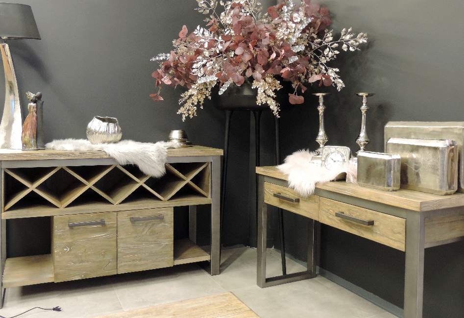 DSCN5403 Marion Solid Wood Chest Of Drawers with Wine Container - Image 6