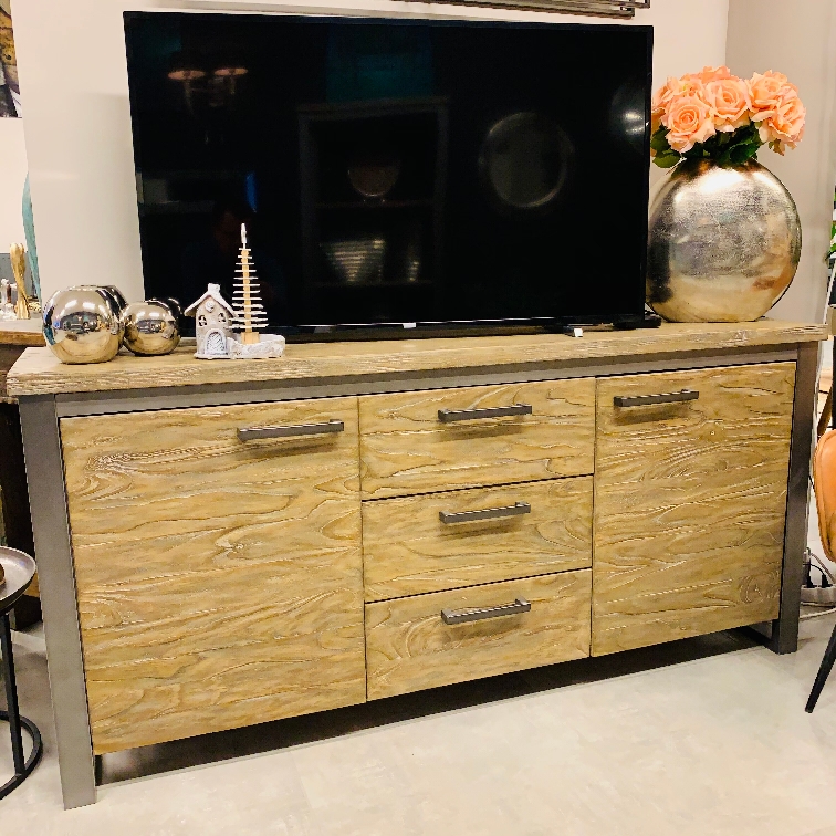 IMG_E4737 Marion Solid Wood Chest of Drawers - Image 1