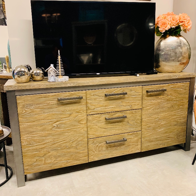 IMG_E4739 Marion Solid Wood Chest of Drawers - Image 3