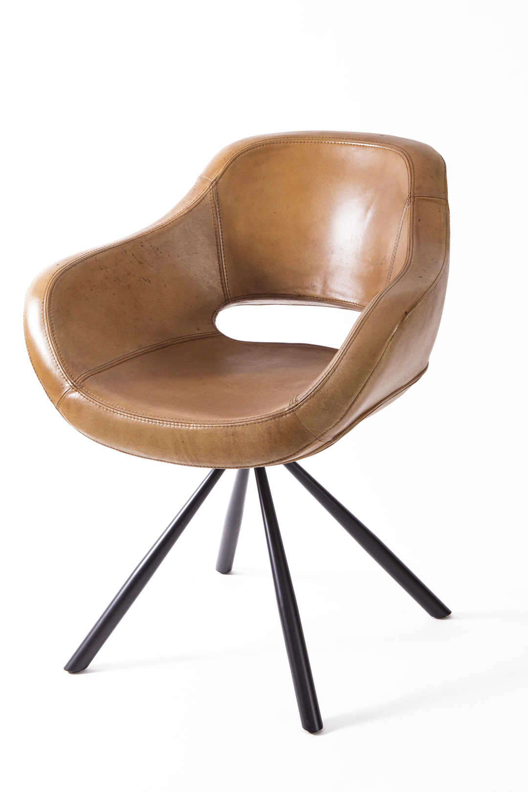 IMG_1940 Leather armchair in mustard yellow color - Image 8