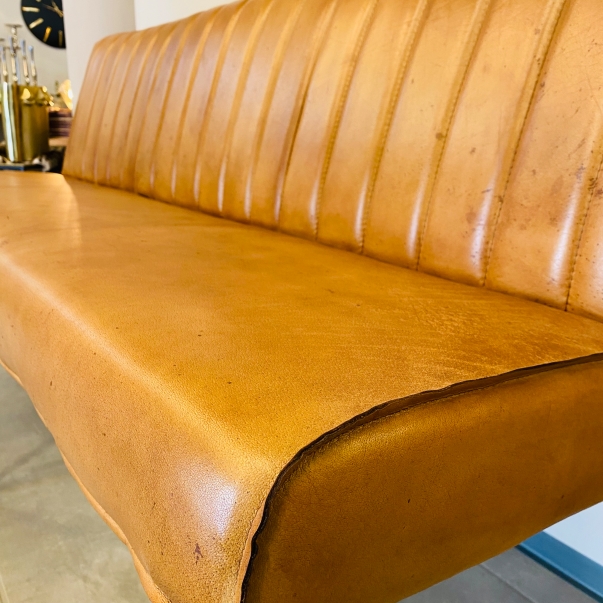 IMG_E6243_InPixio Leather bench with metal legs - Image 2