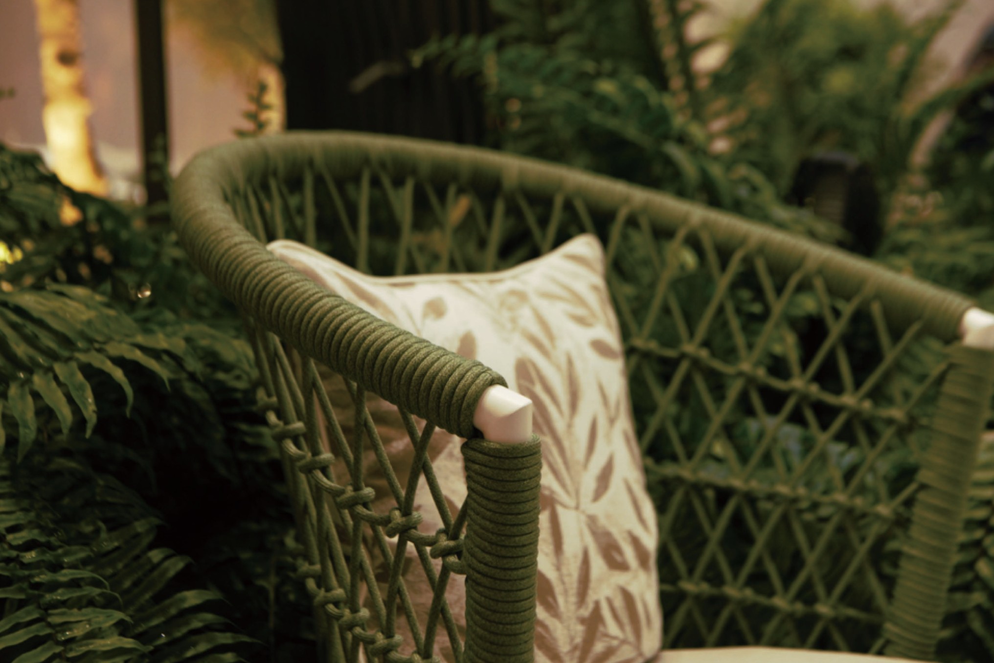 2021-11-16_085859 Togo Armchair Set - 5 pieces garden furniture - Image 10