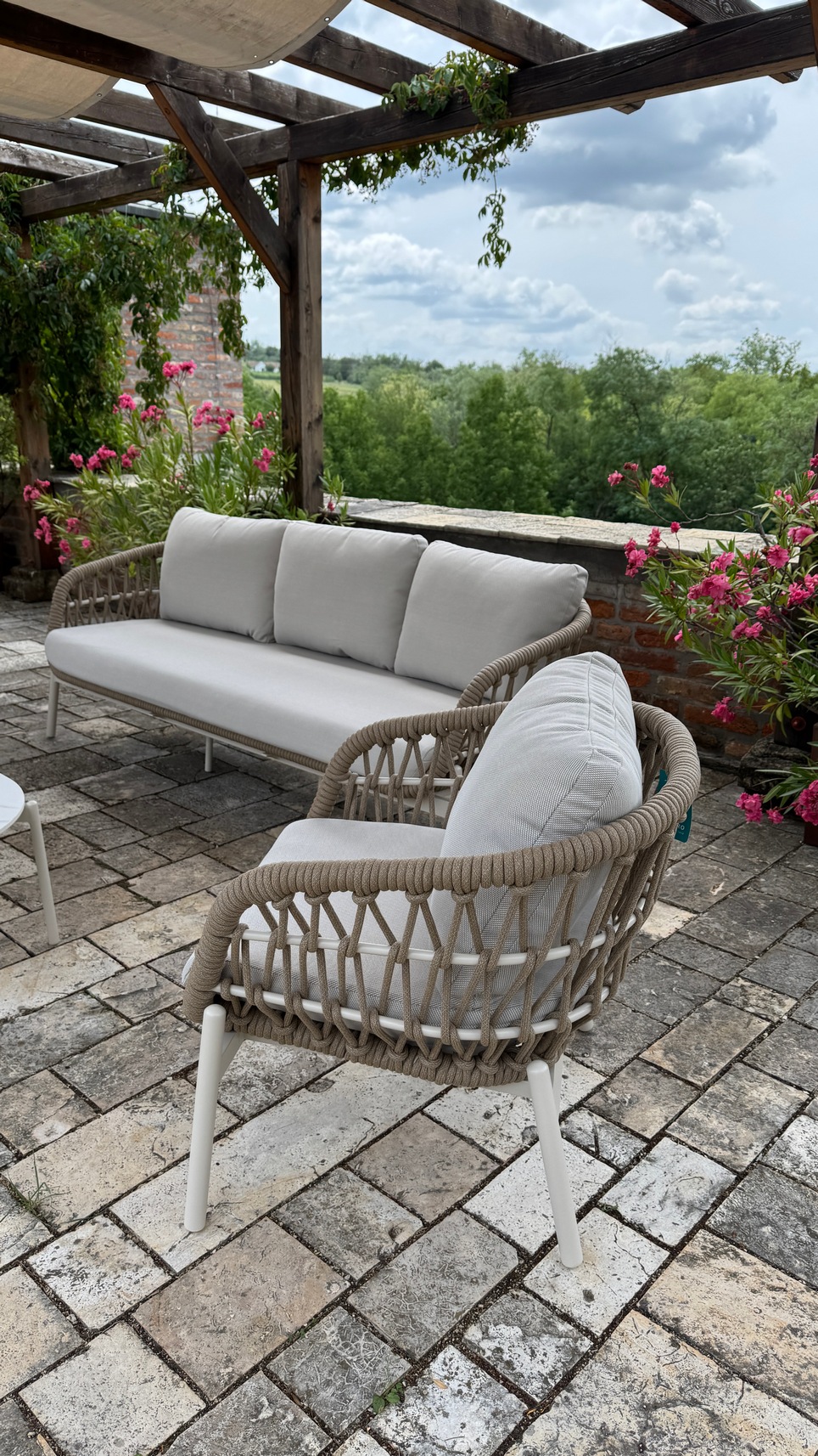 IMG_4197 Martinique Premium Outdoor Lounge Set - 4 pieces luxury garden furniture - Image 9